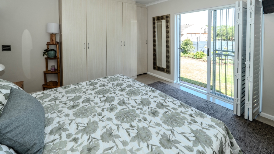 2 Bedroom Property for Sale in Sonstraal Heights Western Cape